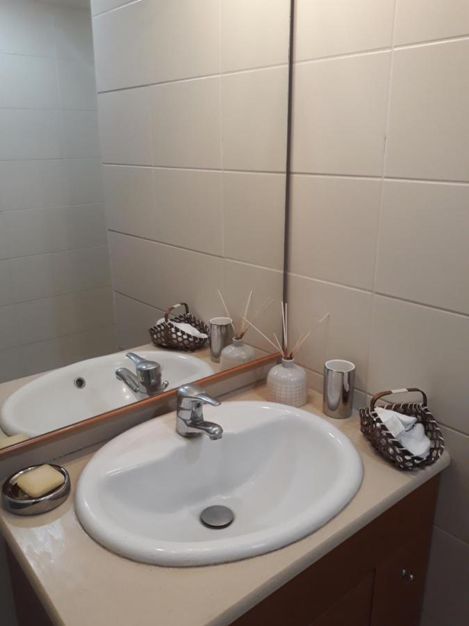 Les Pieds Dans L'Eau ! Apartment แซ็งต์-จีลส์-เลส์-แบ็งส์ ภายนอก รูปภาพ